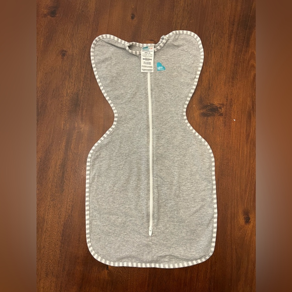 EUC Love to Dream Swaddle Small 8-13lbs 0-3m